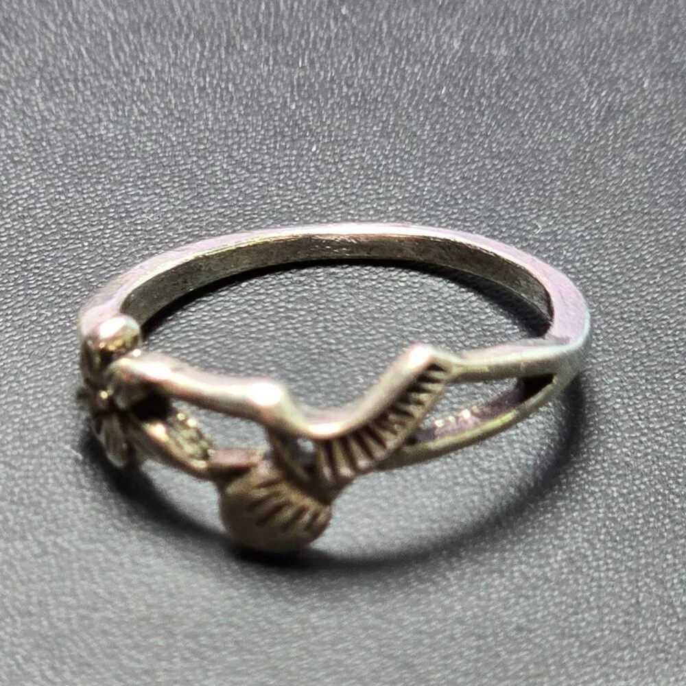 Carved Hummingbird & Flower Nature-Inspired‎ Design Ring Size 6.5 (NWOT)